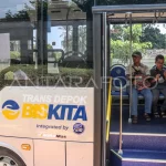 biskita-trans-depok-mulai-beroperasi-1cbk0-dom