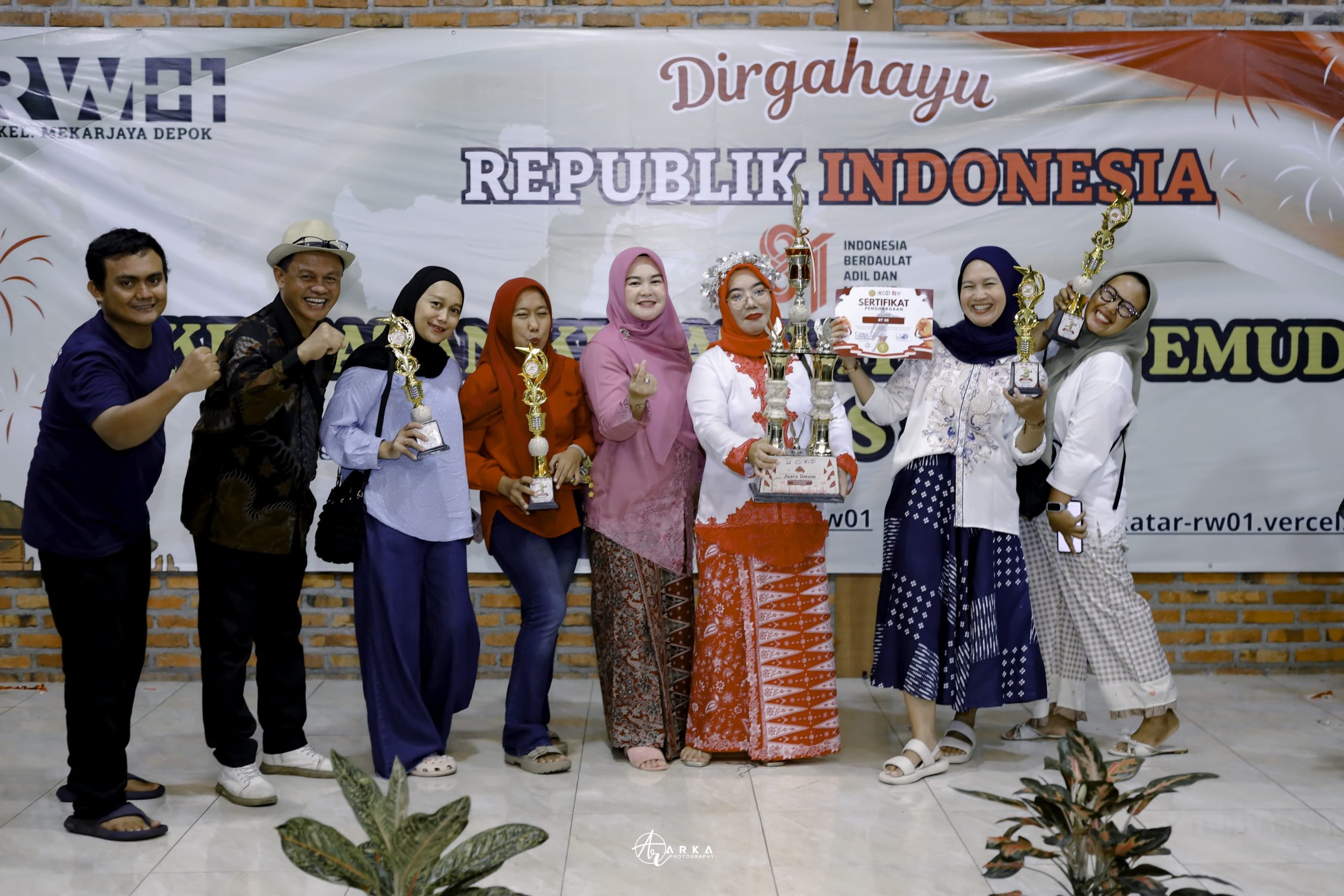 RT 05 Sabet Juara Umum, Puncak HUT RI ke-81 RW 01 Mekarjaya Penuh Kebersamaan